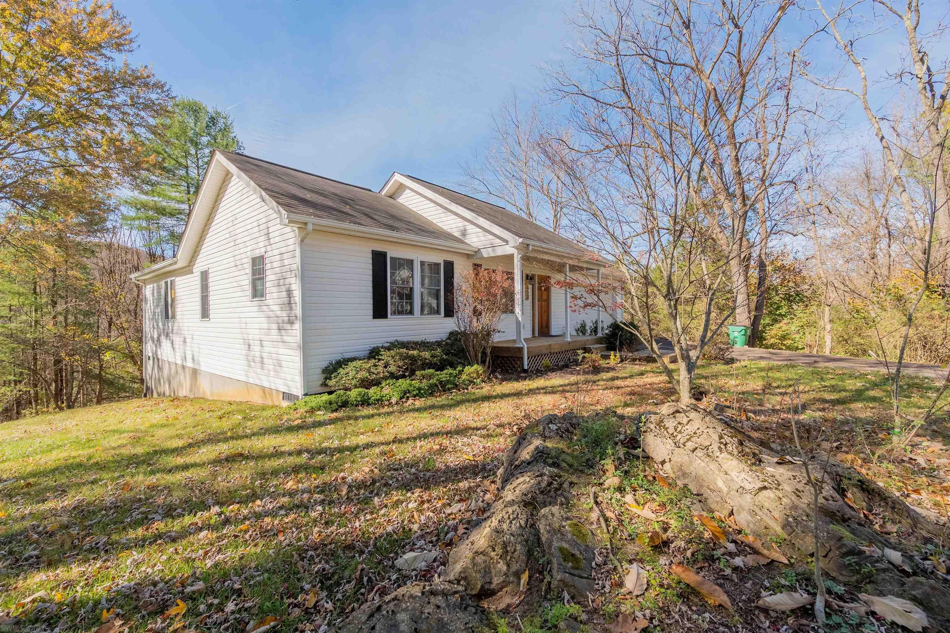 650 Ellett Road Blacksburg, VA 24060 - Photo 3 of 48 Gallery Image 3