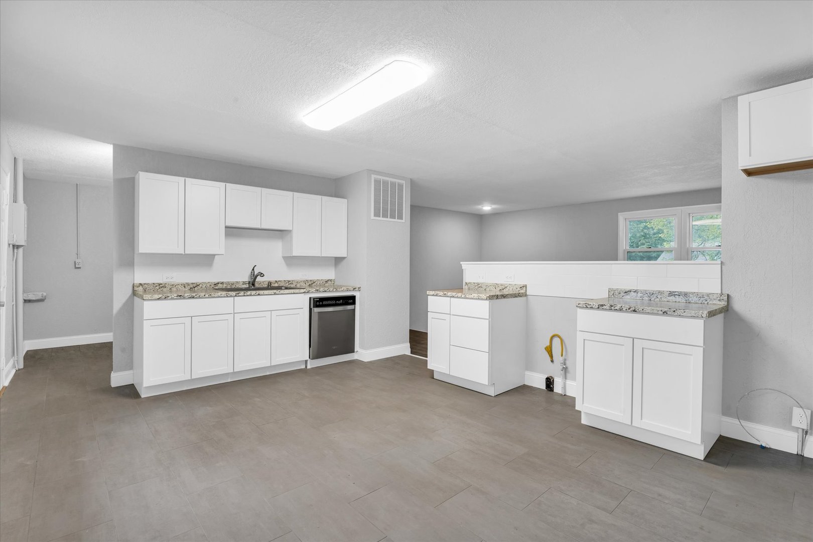 1615 Sheffield Road Champaign, IL 61821 - Photo 11 of 36 Gallery Image 11