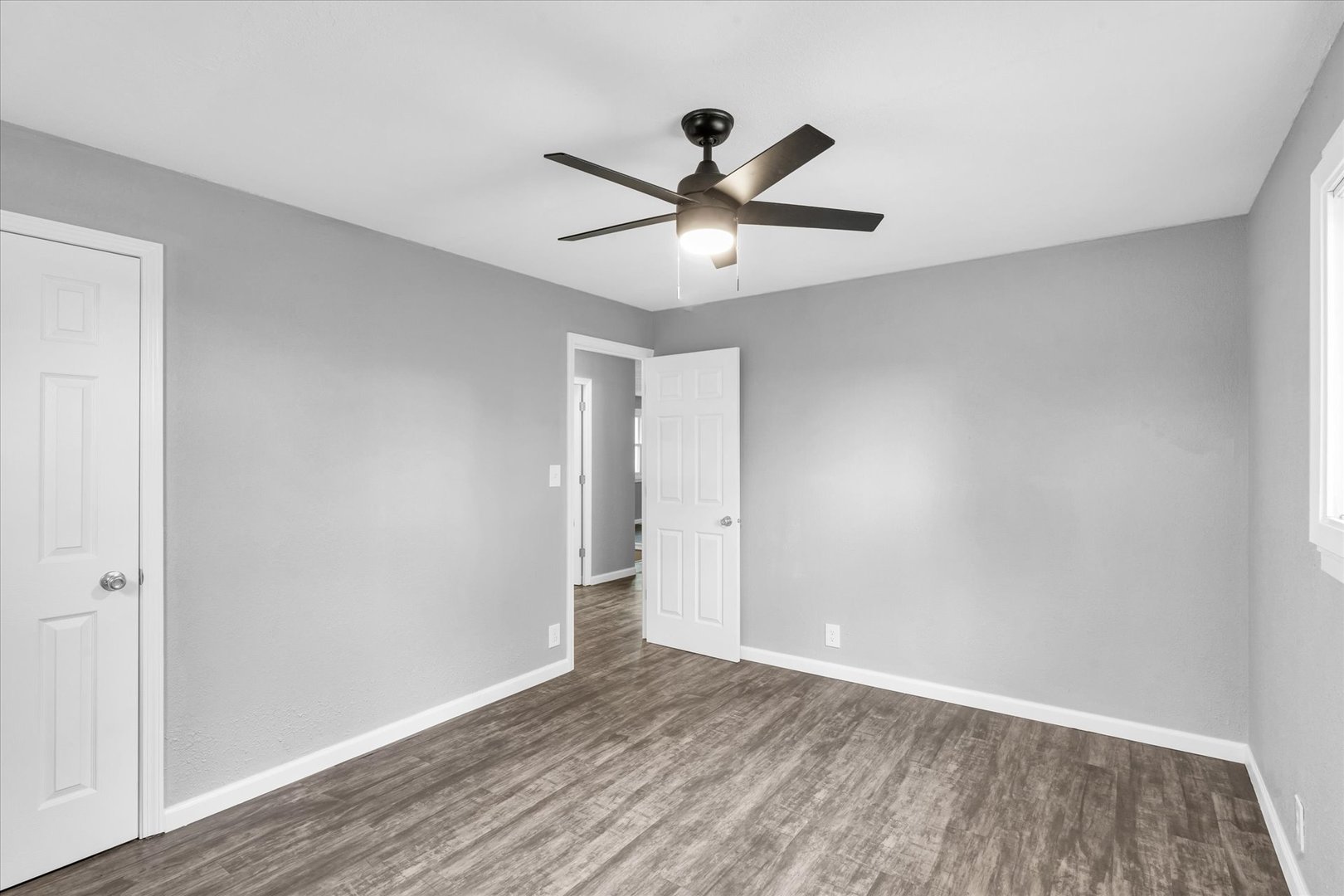 1615 Sheffield Road Champaign, IL 61821 - Photo 17 of 36 Gallery Image 17