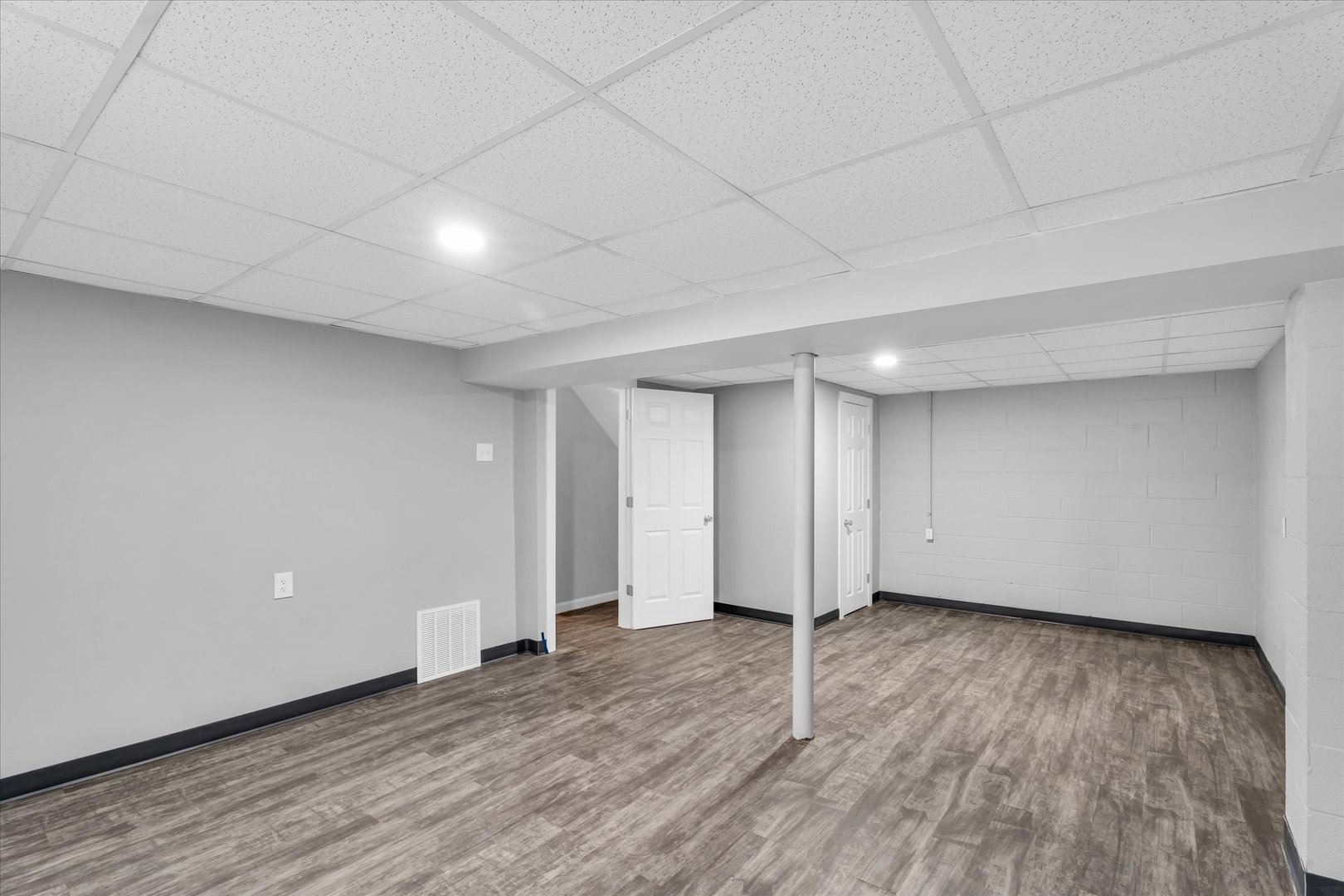 1615 Sheffield Road Champaign, IL 61821 - Photo 24 of 36 Gallery Image 24