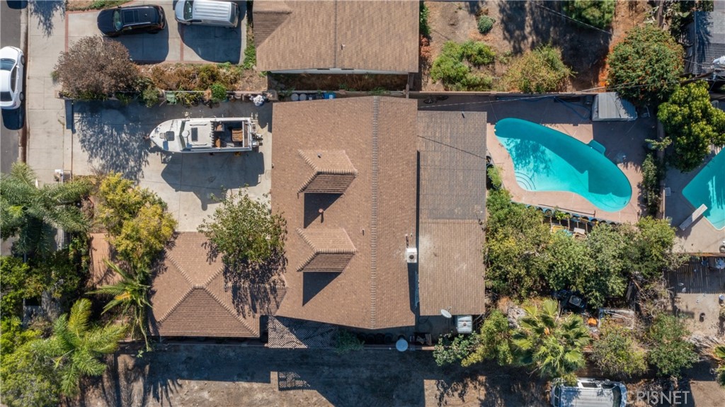 9021 Oneida Avenue Sun Valley, CA 91352 - Photo 23 of 36 an aerial view of residential houses with outdoor space