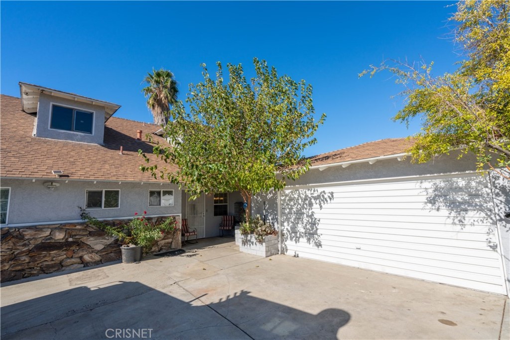 9021 Oneida Avenue Sun Valley, CA 91352 - Photo 31 of 36 a view of a house with a tree