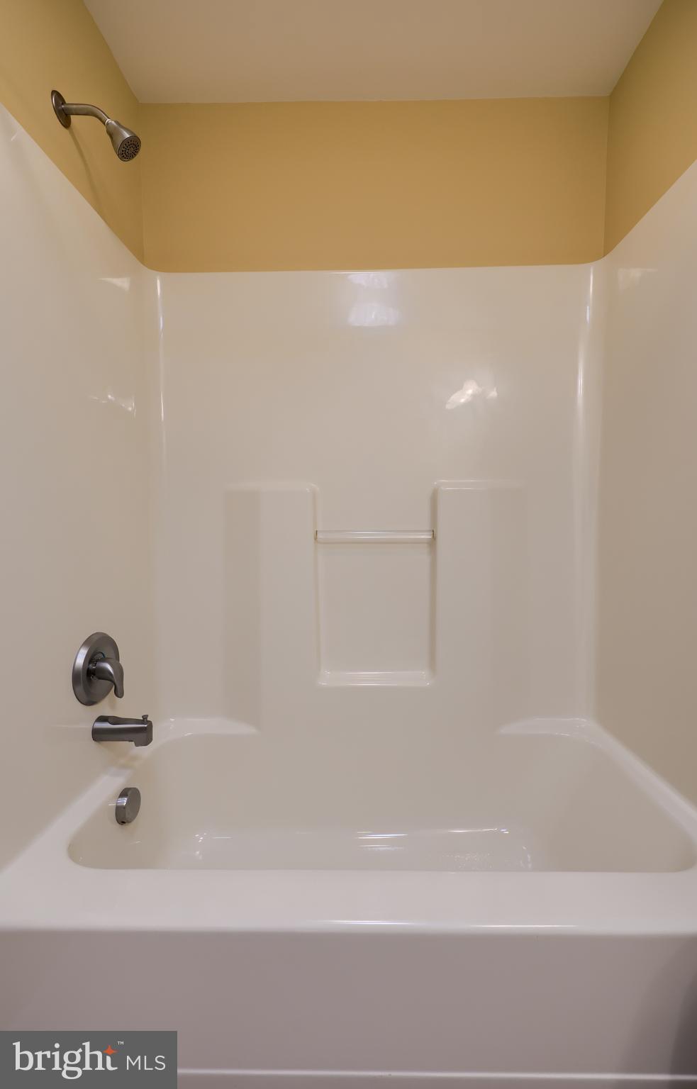 120 Baneberry Lane Lititz, PA 17543 - Photo 27 of 36 a bathroom with a bathtub