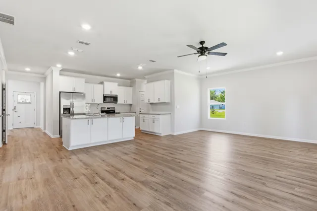 $454,900 | 83 Bedford Loop, Crawfordville, FL 32327