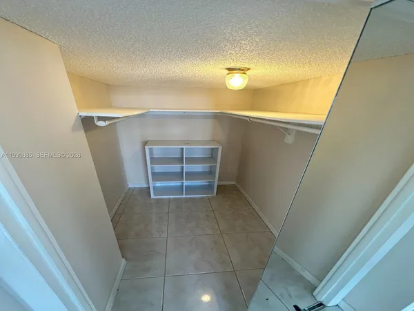 $2,700 | 6039 Collins Avenue, Unit PH10, Miami Beach, FL 33140