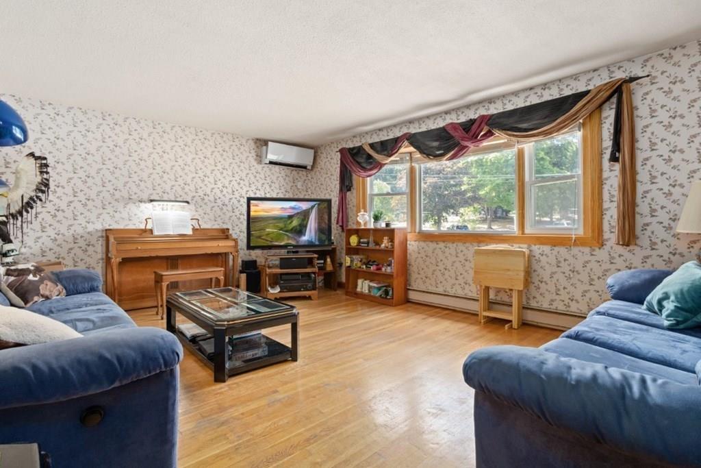 2 Apollo Circle Andover, MA 01810 - Photo 4 of 33 Gallery Image 4