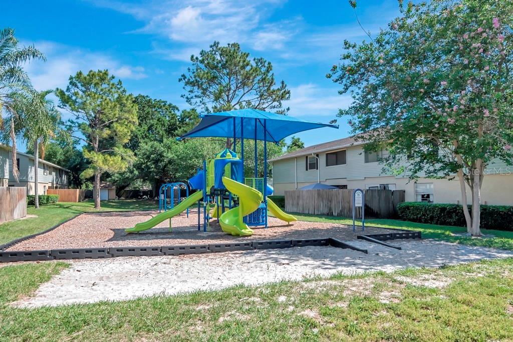 228 Berry Tree Place Brandon, FL 33510 - Photo 31 of 35