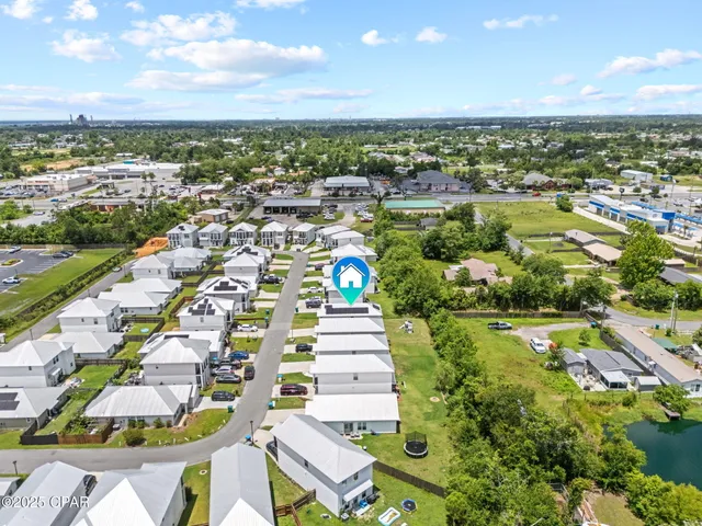 $2,200 | 406 Raven Lane, Panama City, FL 32404