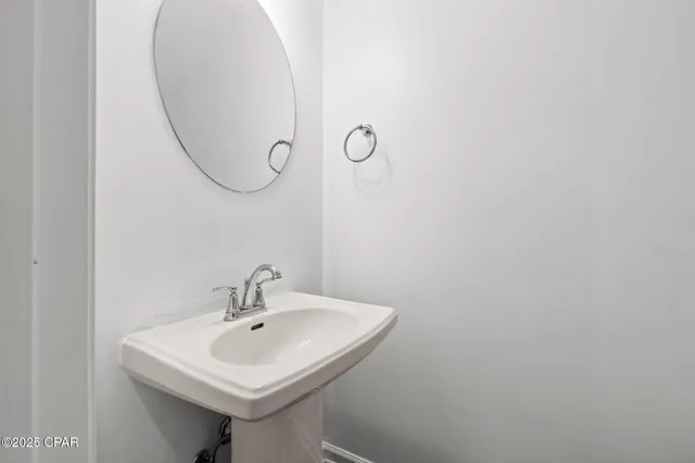 $2,200 | 406 Raven Lane, Panama City, FL 32404