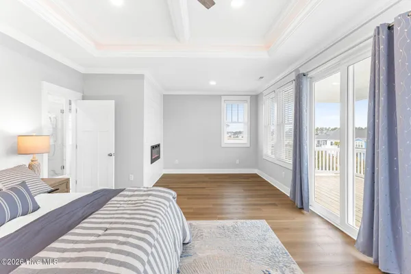 $899,900 | 367 Spicer Lake Drive, Holly Ridge, NC 28445