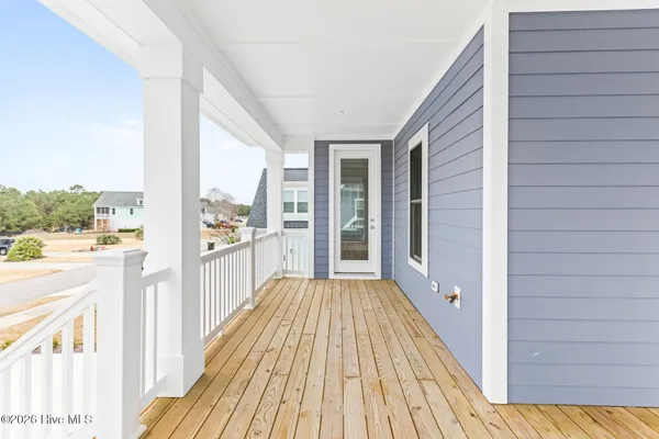 $899,900 | 367 Spicer Lake Drive, Holly Ridge, NC 28445