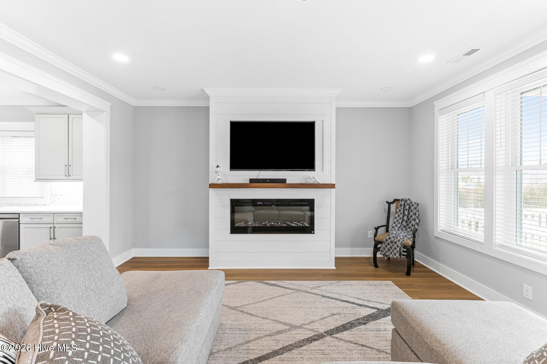 367 Spicer Lake Drive Holly Ridge, NC 28445 - Photo 6 of 50 006_367_spicer_lake_drive_-06_803