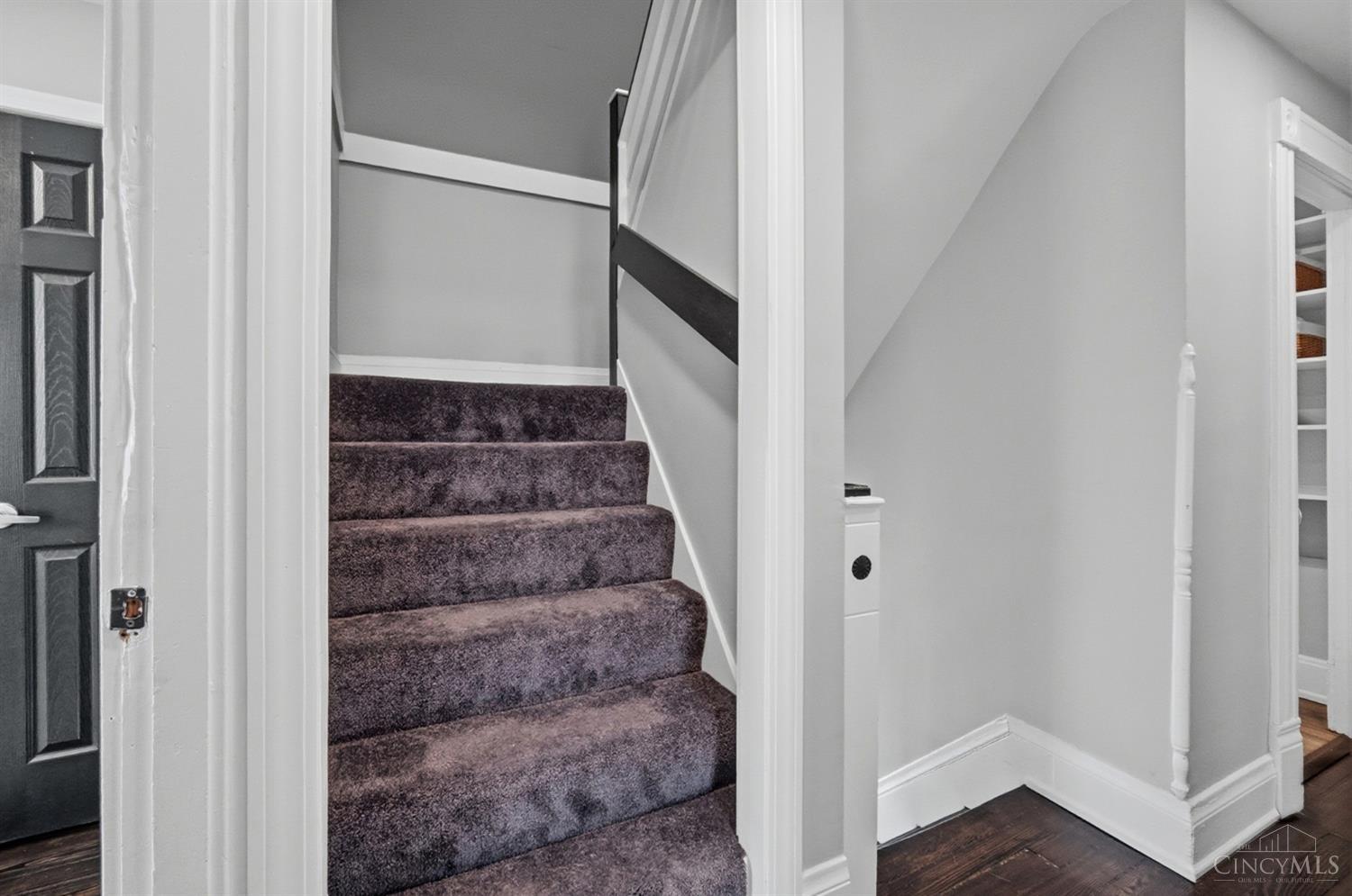 4614 Simpson Avenue Cincinnati, OH 45227 - Photo 35 of 47