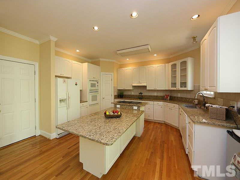 12409 Glenlivet Way Raleigh, NC 27613 - Photo 5 of 12 Gallery Image 5