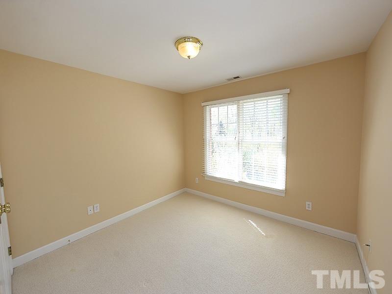 12409 Glenlivet Way Raleigh, NC 27613 - Photo 9 of 12 Gallery Image 9