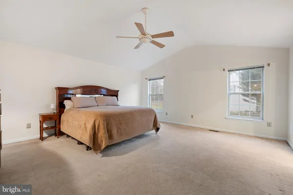 $619,000 | 6 Killens Pond Court, Newark, DE 19711