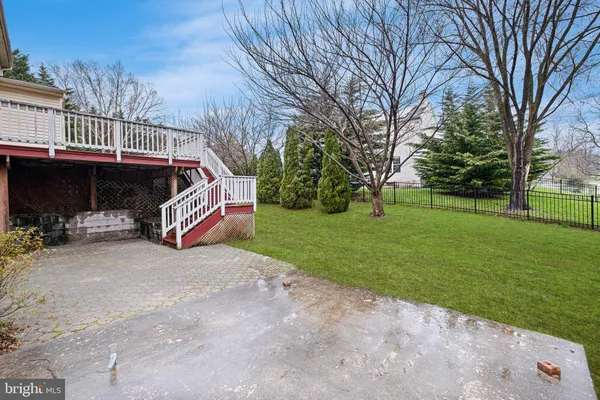 $619,000 | 6 Killens Pond Court, Newark, DE 19711