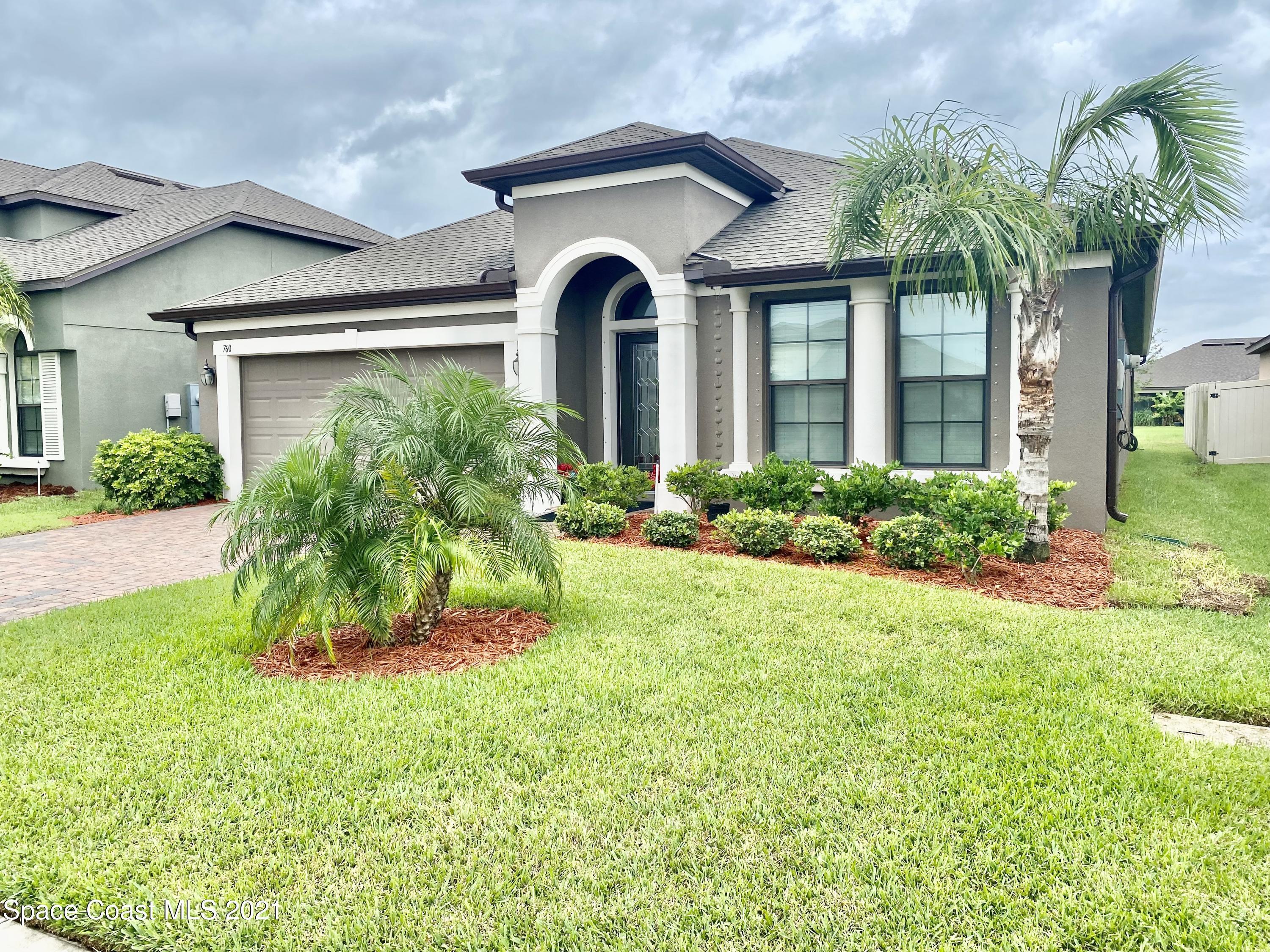 760 Fiddleleaf Circle Melbourne, FL 32904 - Photo 4 of 37 IMG_E8454