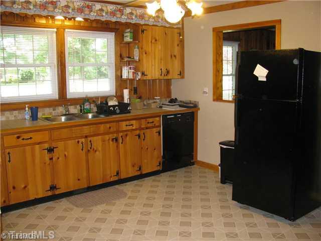 2163 Gideon Grove Road Stokesdale, NC 27357 - Photo 11 of 15 Kitchen.