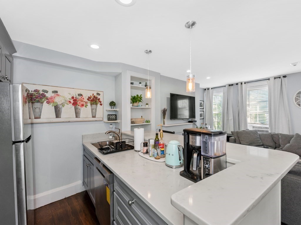 83 Main Street, Unit 6 Boston, MA 02129 - Photo 3 of 16