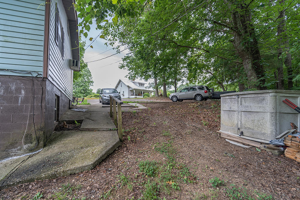 220 Pattie Gap Road Philadelphia, TN 37846 - Photo 13 of 19 photo-15