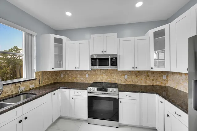 $4,000 | 7306 Michigan Isle Road, Lake Worth, FL 33467