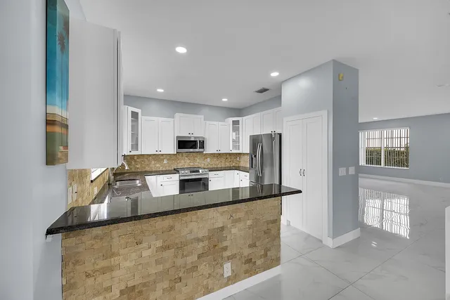 $4,000 | 7306 Michigan Isle Road, Lake Worth, FL 33467