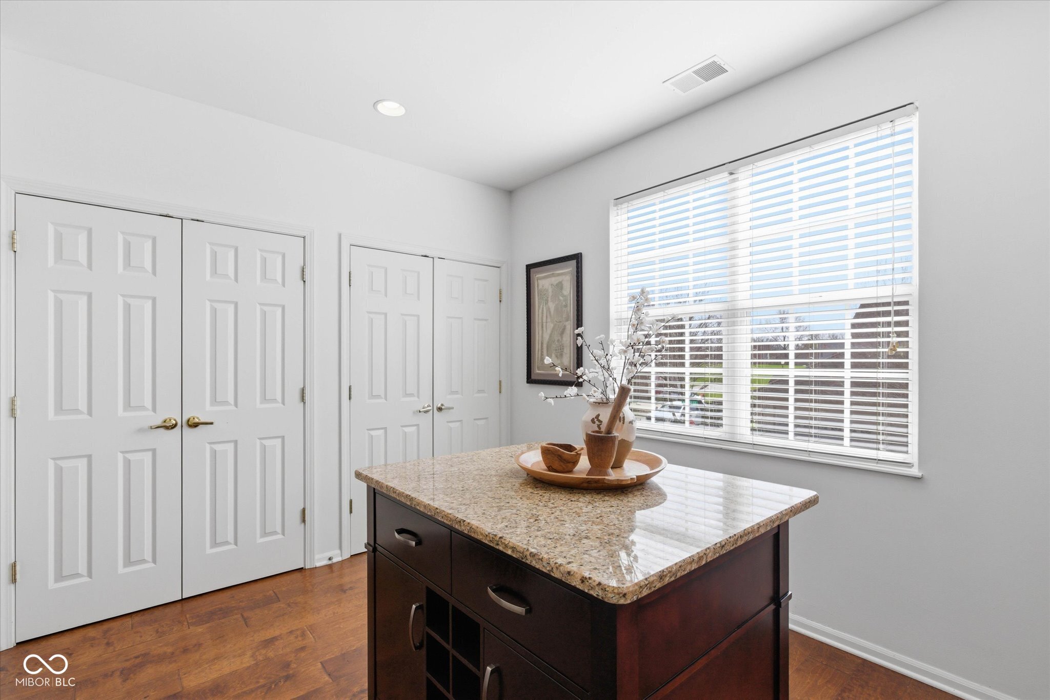 10182 Winslow Way Fishers, IN 46037 - Photo 10 of 20