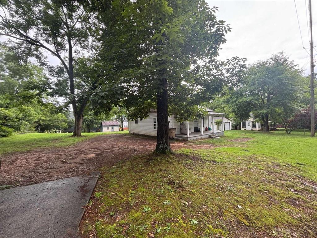 155 West Jackson Road Hoschton, GA 30548 - Photo 3 of 10