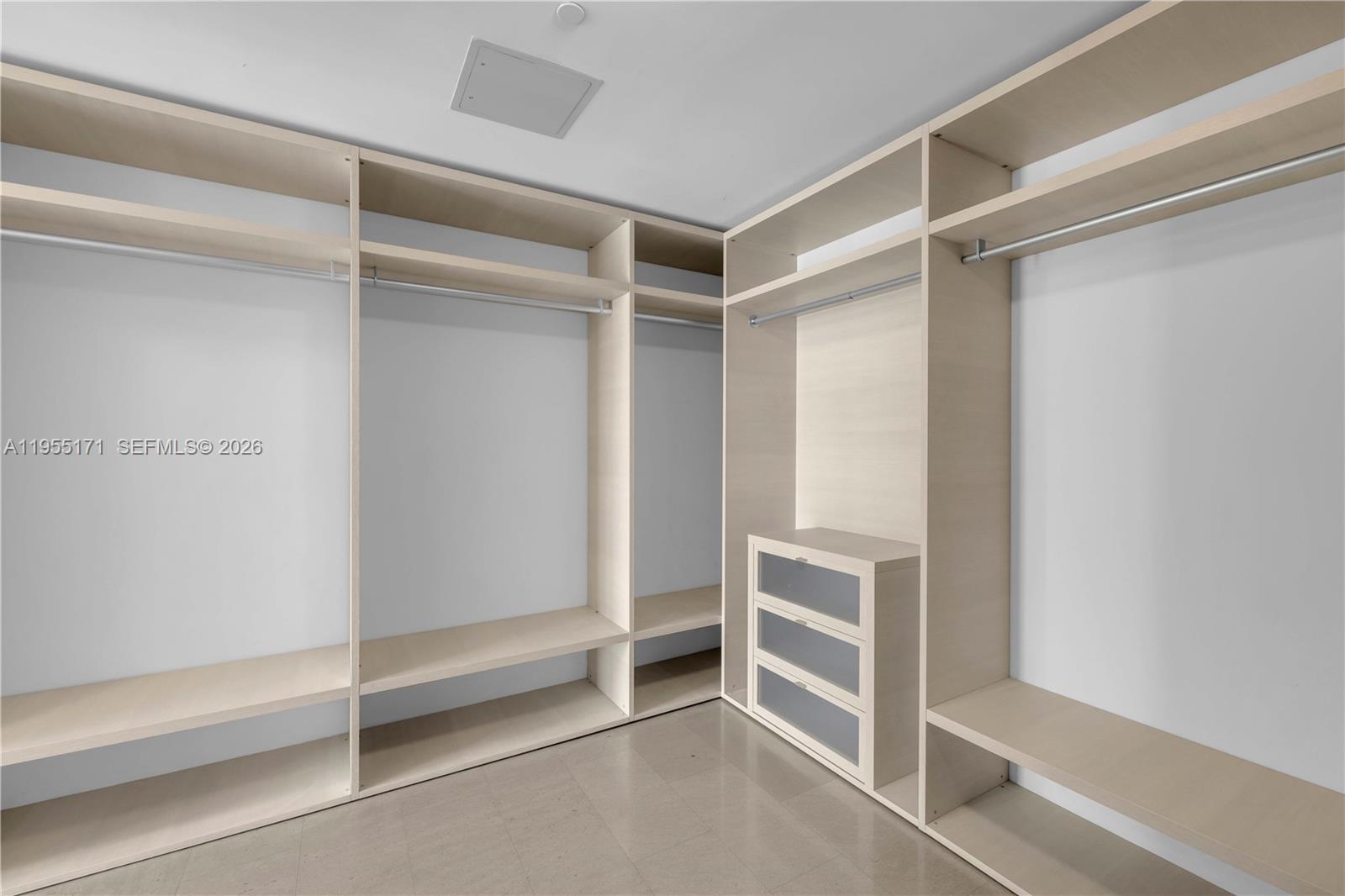 88 Southwest 7th Street, Unit 3711 Miami, FL 33130 - Photo 38 of 47 a view of an empty walk in closet