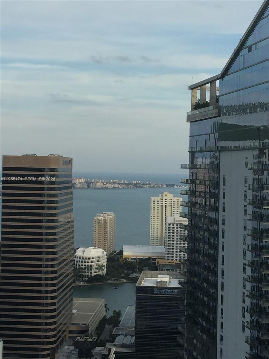 88 Southwest 7th Street, Unit 3711 Miami, FL 33130 - Photo 7 of 25