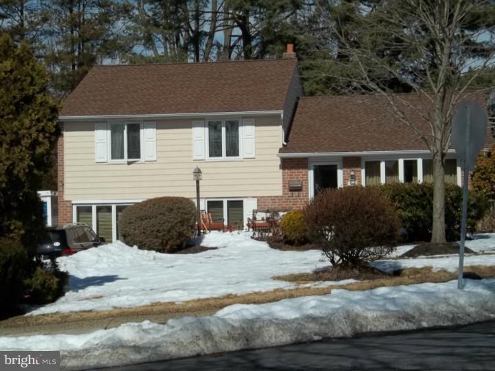 555 Kennerly Road Springfield, PA 19064 - Photo 1 of 18 Exterior Front