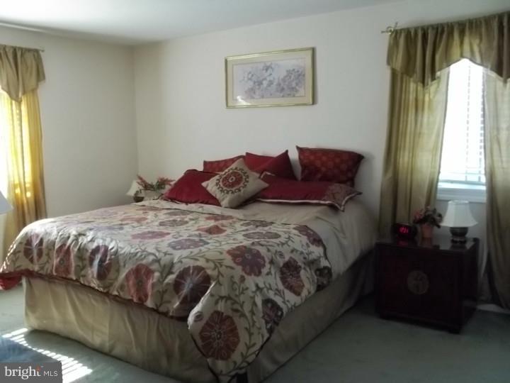 555 Kennerly Road Springfield, PA 19064 - Photo 11 of 18 Bedroom - Main