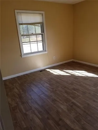 $1,850 | 4561 Braselton Highway, Hoschton, GA 30548