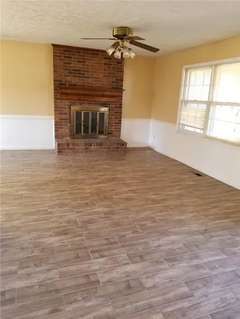 $1,850 | 4561 Braselton Highway, Hoschton, GA 30548