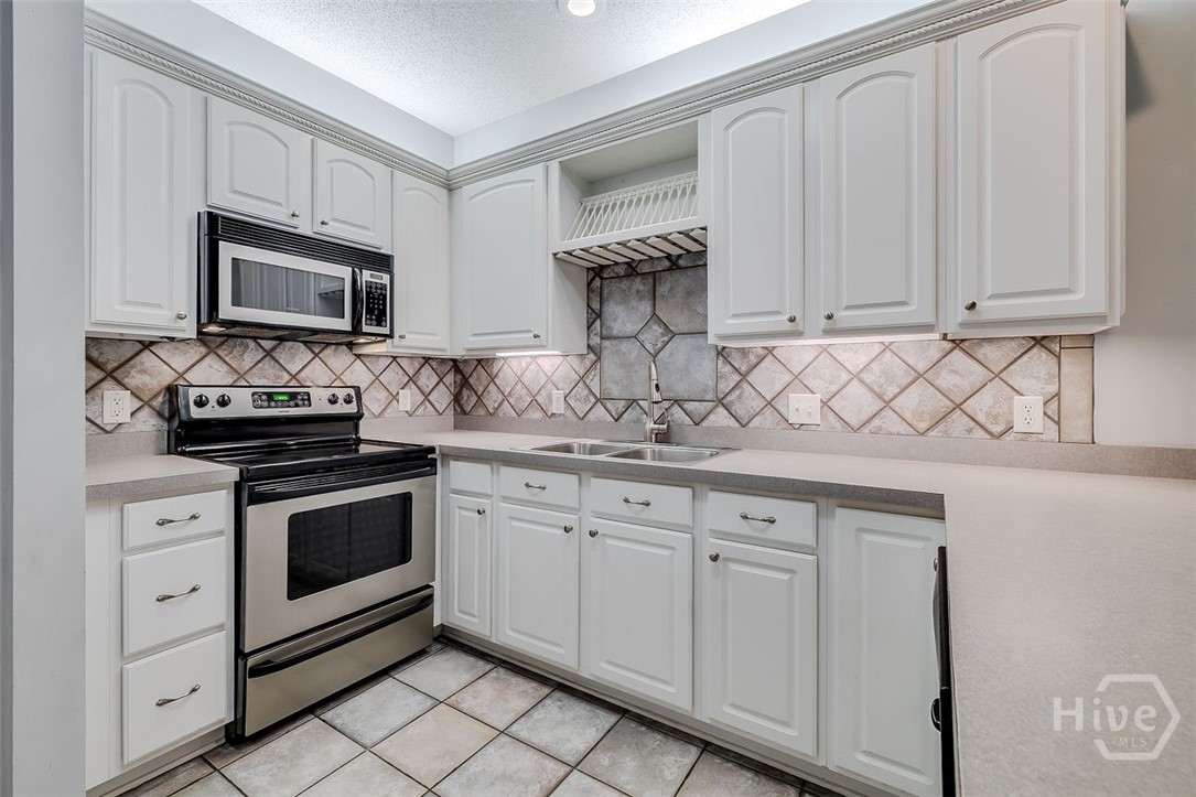 304 Erin Court Rincon, GA 31326 - Photo 12 of 40