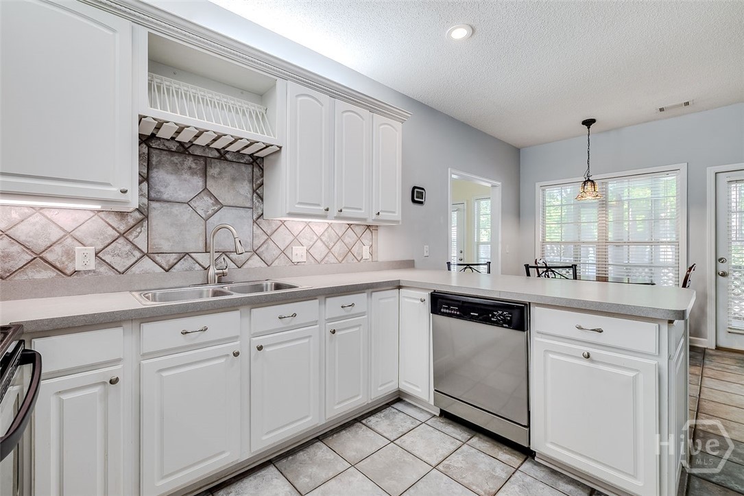 304 Erin Court Rincon, GA 31326 - Photo 13 of 40