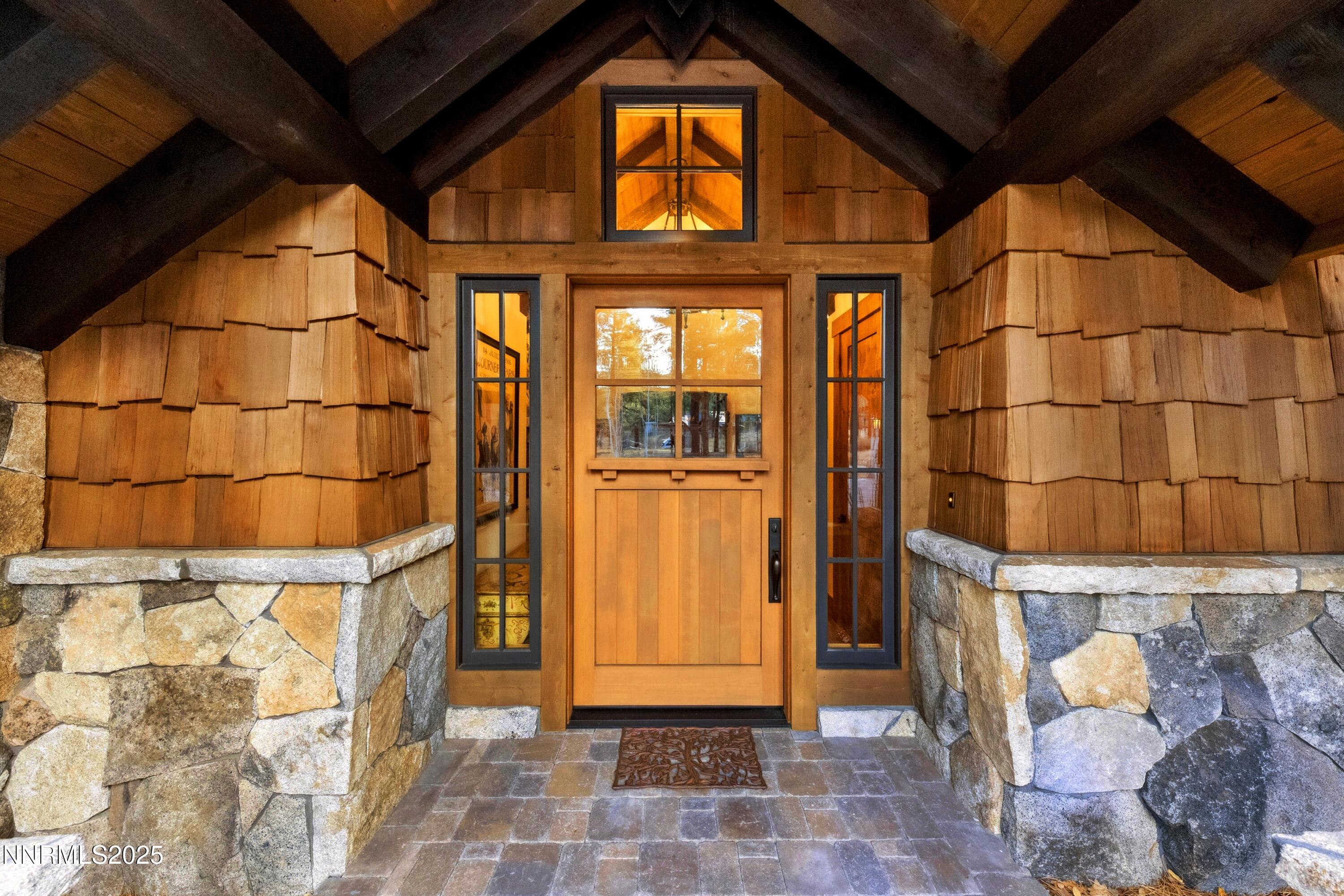 261 Redding Way Carson City, NV 89705 - Photo 4 of 90 a31