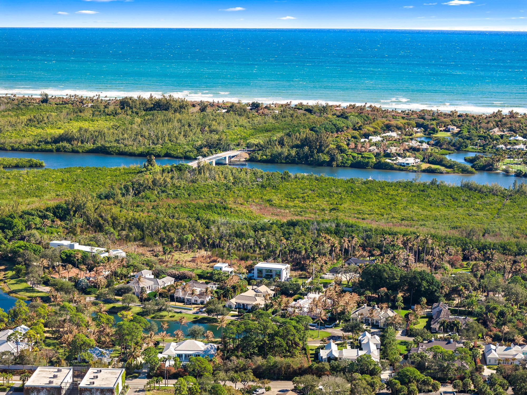 11783 Southeast Shell Avenue Hobe Sound, FL 33455 - Photo 16 of 24 11783 SE Shell Ave-16