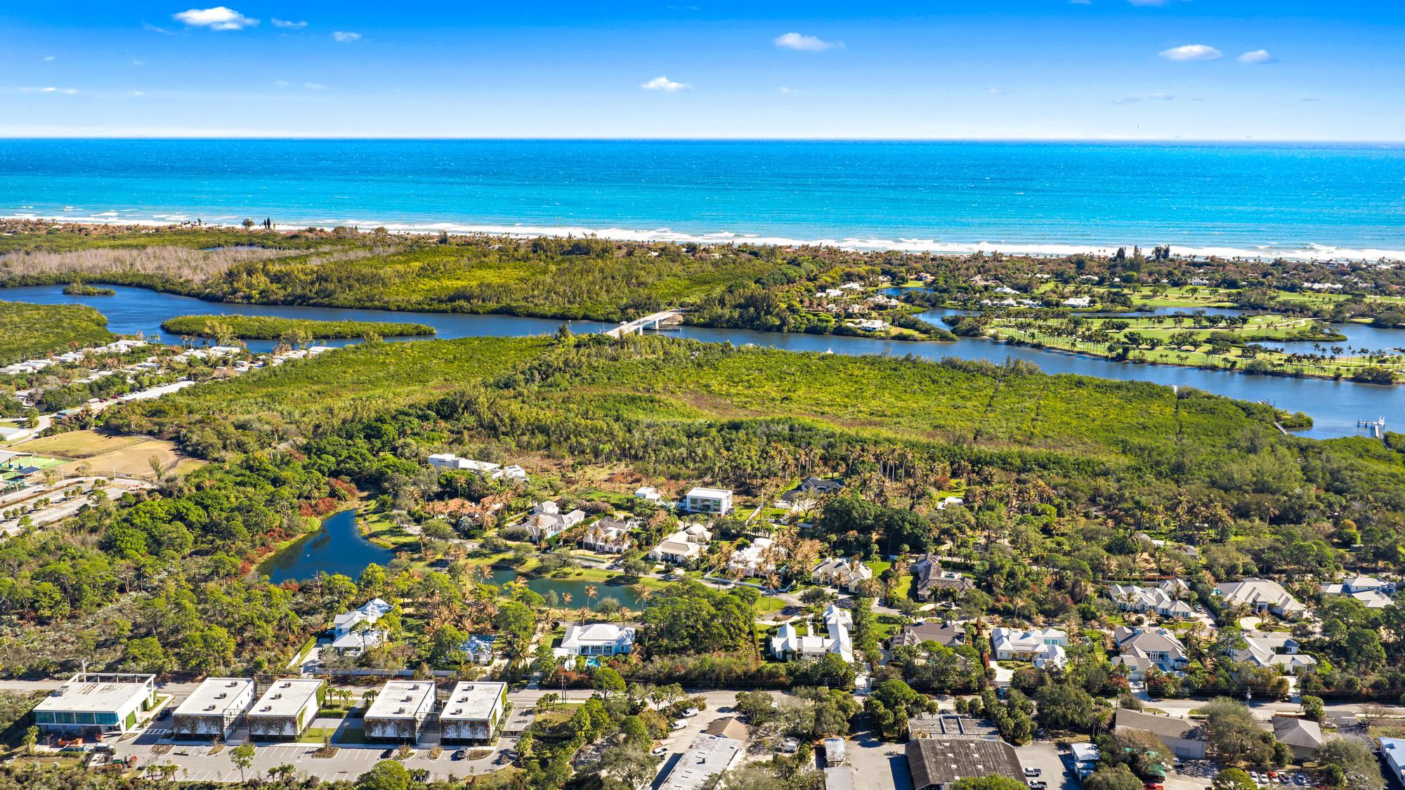 11783 Southeast Shell Avenue Hobe Sound, FL 33455 - Photo 18 of 24 11783 SE Shell Ave-18