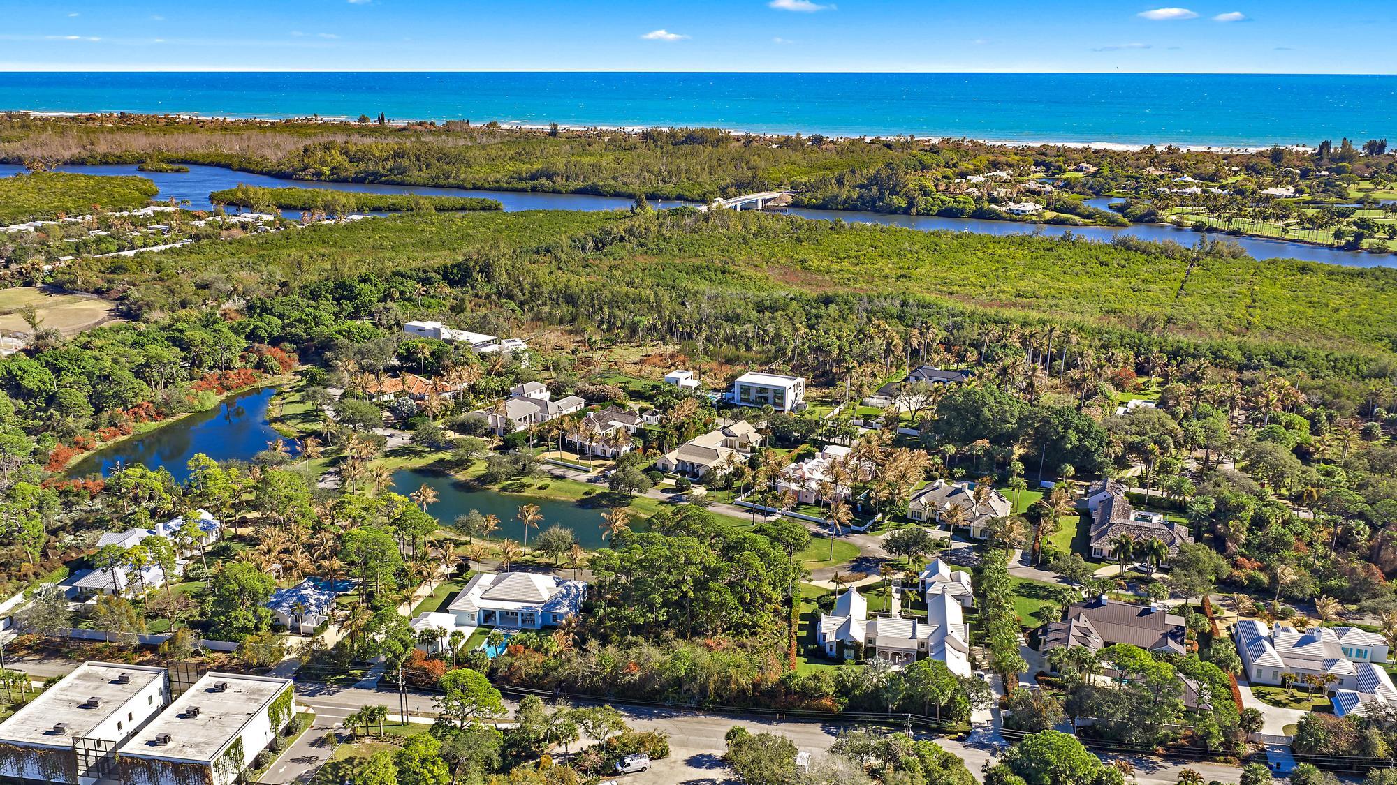 11783 Southeast Shell Avenue Hobe Sound, FL 33455 - Photo 8 of 24 11783 SE Shell Ave-8