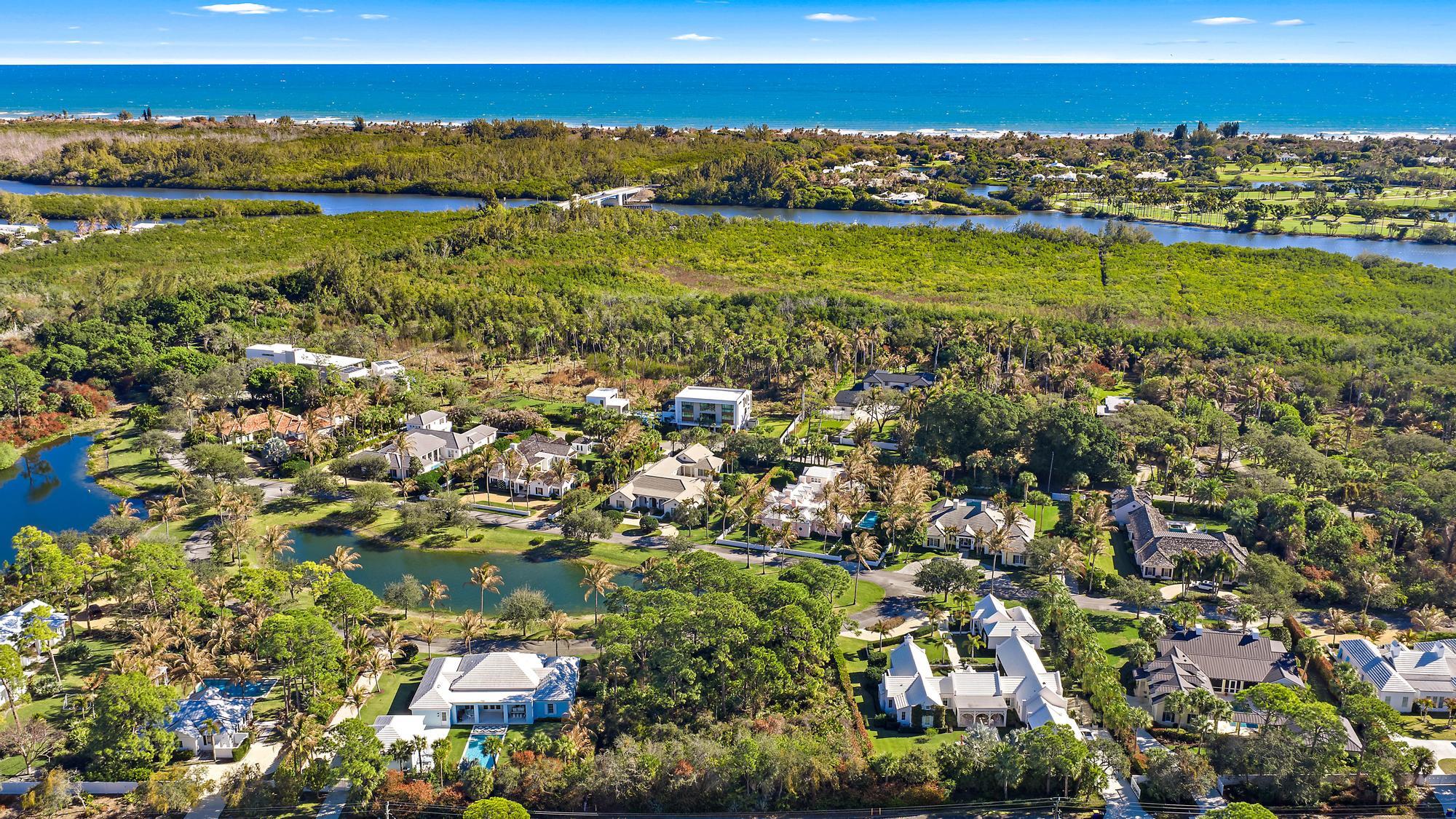 11783 Southeast Shell Avenue Hobe Sound, FL 33455 - Photo 10 of 24 11783 SE Shell Ave-10