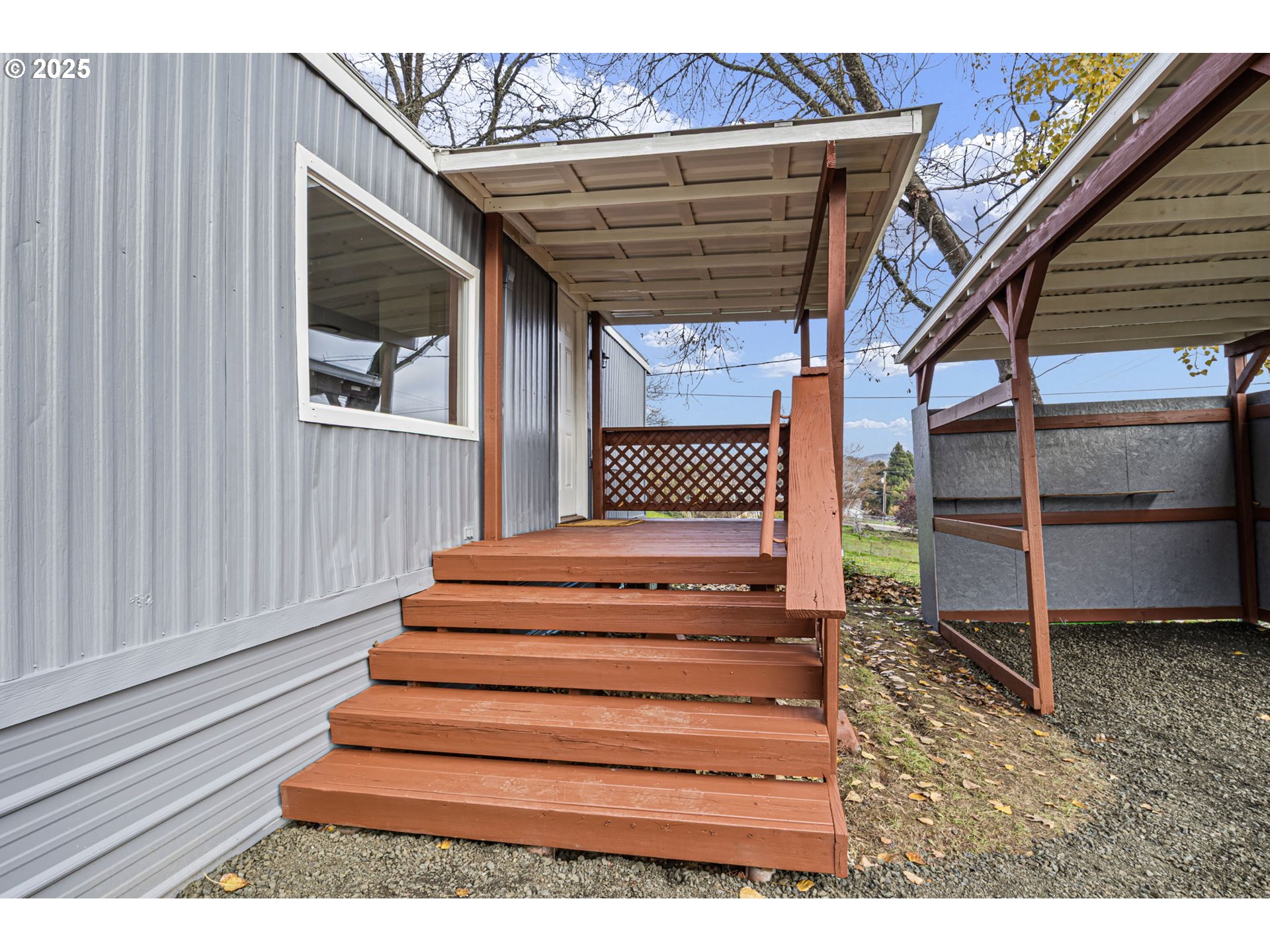 250 Northeast Jorgen Street Winston, OR 97496 - Photo 30 of 36 a view of entryway