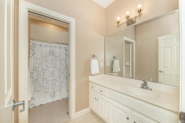 $439,900 | 939 Old Orchard Drive, Warsaw, IN 46582