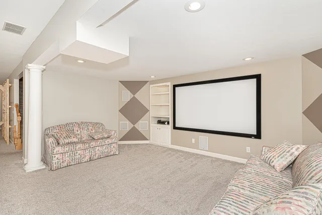 $439,900 | 939 Old Orchard Drive, Warsaw, IN 46582