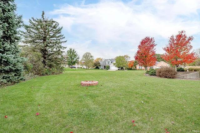 $439,900 | 939 Old Orchard Drive, Warsaw, IN 46582