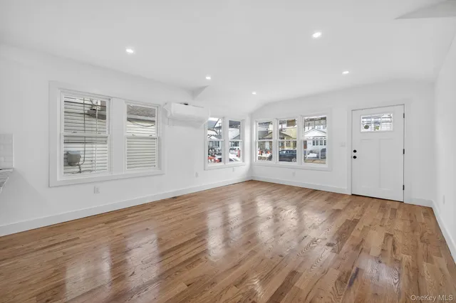 $929,000 | 132-05 109th Avenue | South Ozone Park