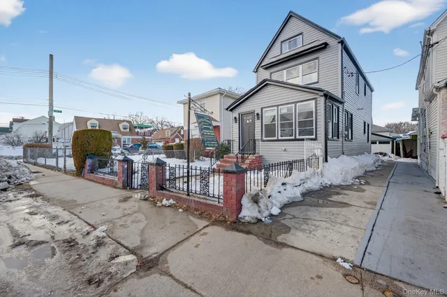 $929,000 | 132-05 109th Avenue | South Ozone Park
