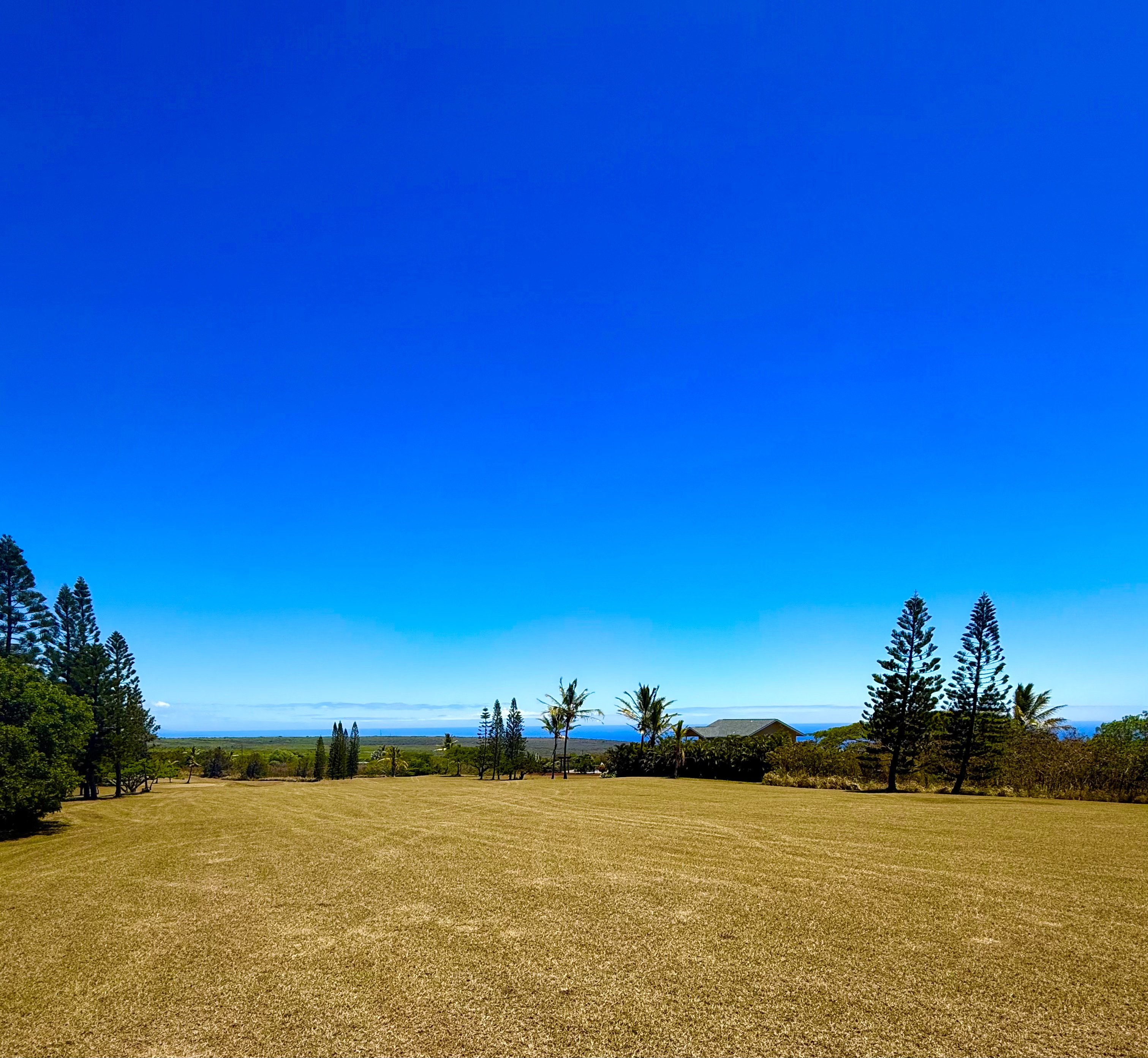 189 Kia Lua Street Naalehu, HI 96772 - Photo 5 of 7 a view of an ocean