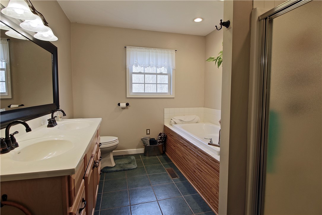 805 Watermelon Way Tamassee, SC 29686 - Photo 16 of 30 Gallery Image 16